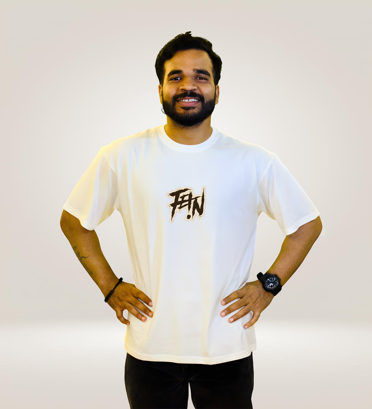 Model wearing AAMS Travis Scott Utopia Oversized White Cotton Tee – Front FE!N Typography Print