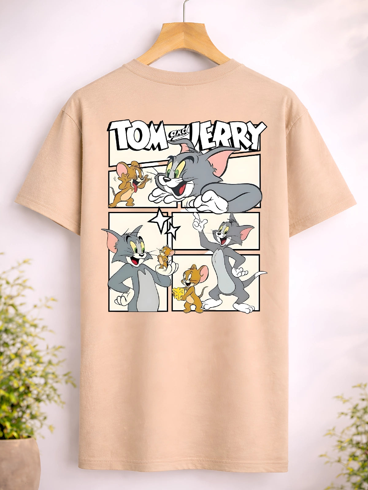 Tom & Jerry Comic Chaos Oversized T-Shirt